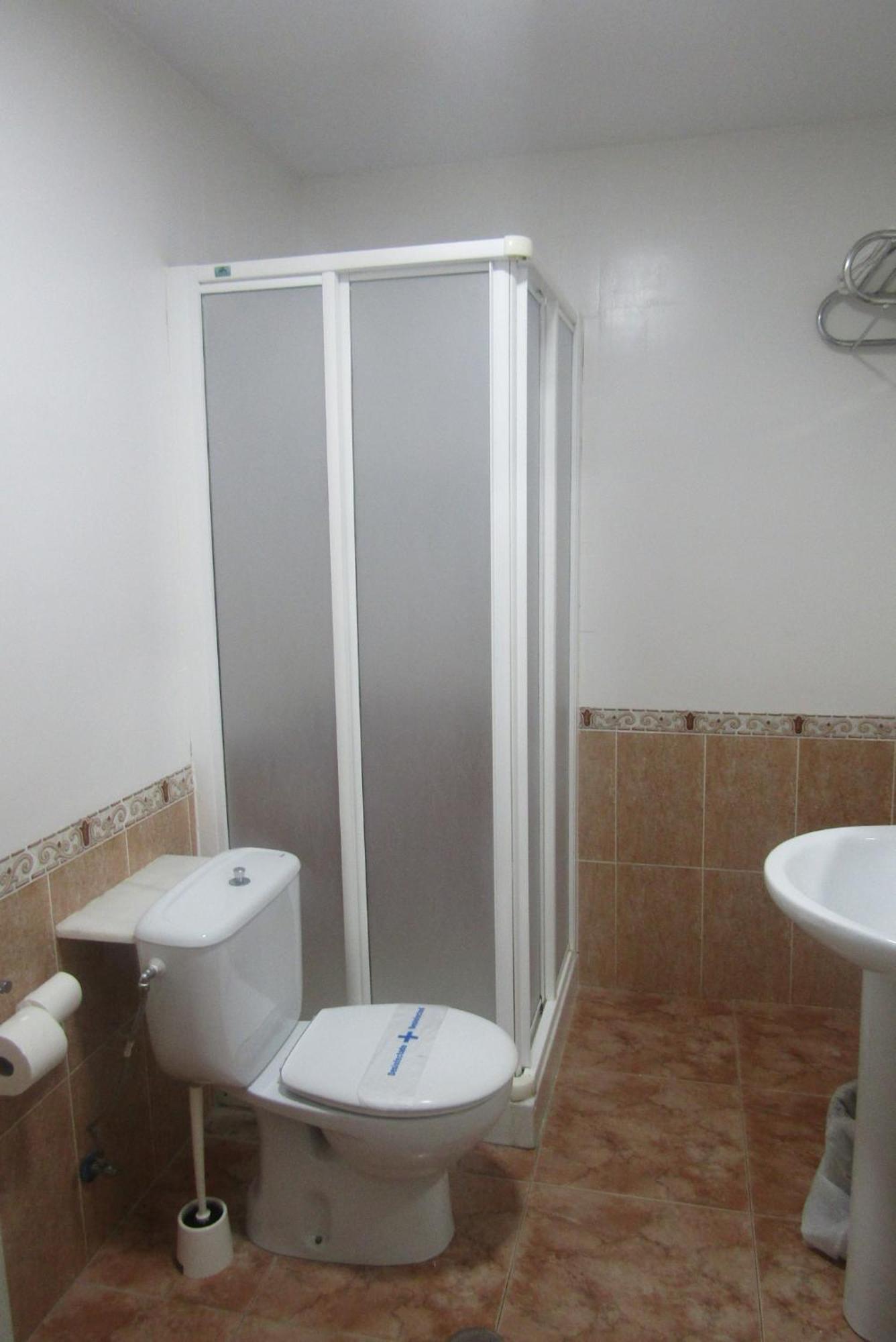 Hostal Andalucia Almuñécar Екстериор снимка